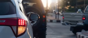 El 60 por ciento de los conductores no usa el guiño: por qué lo hacen