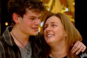 Tiene 18 años, fue a Los 8 escalones y ganó tres millones: el fin que le dará al premio y que hizo llorar a su mamá