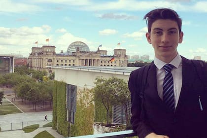 Tiene 21 años; ya había sido noticia cuando cautivó a Angela Merkel en el G20 de Alemania.