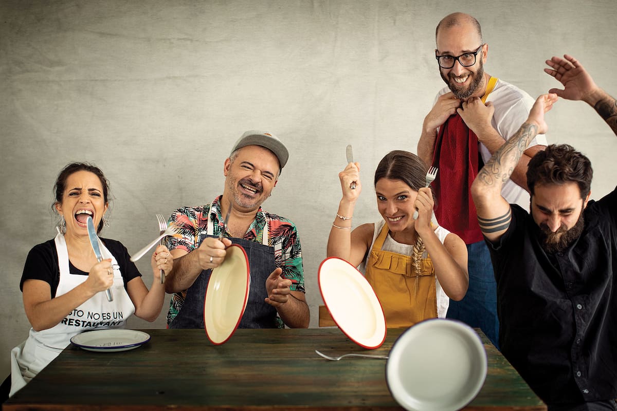 Tienen entre 200.000 y 700.000 seguidores en Instagram y logran una identificación con el público que envidian los cocineros tradicionales.
