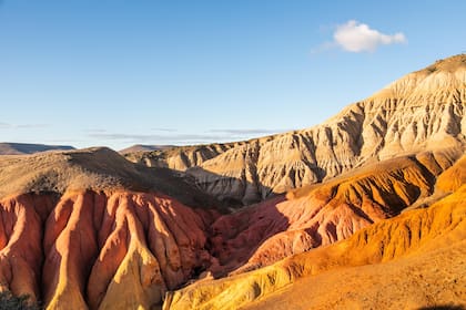 Tierra de Colores, Santa Cruz.