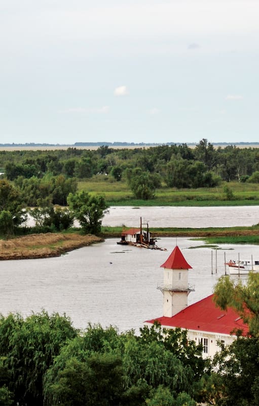 Tierra de ensaimada, naranjas y duraznos, a 170 km de la ciudad de Buenos Aires es un destino de fácil acceso para escaparse unos días.
