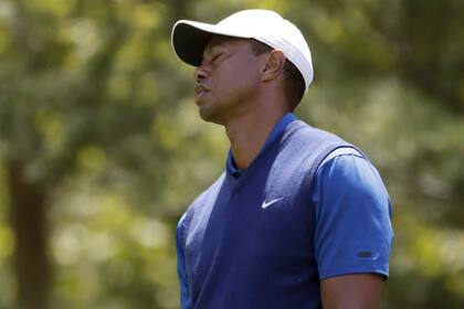 Tiger Woods está triste por los dolores que volvió a sufrir en su espalda