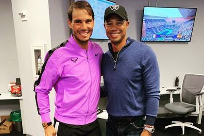 Tiger Woods estuvo con Rafa Nadal después del partido por los octavos de final ante Cilic