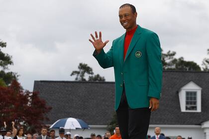 Tiger Woods gana su quinto Master de Augusta
