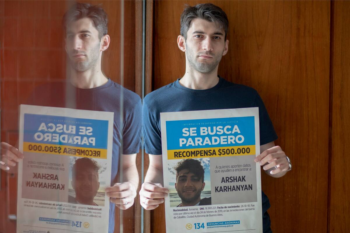 Tigran Karhanyan, hermano del policía de la Ciudad desaparecido