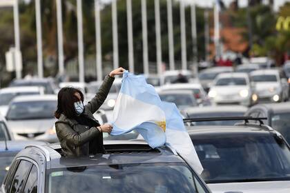 Tigre. Unos 700 automóviles formaron parte de la caravana que pidió la apertura de más actividades