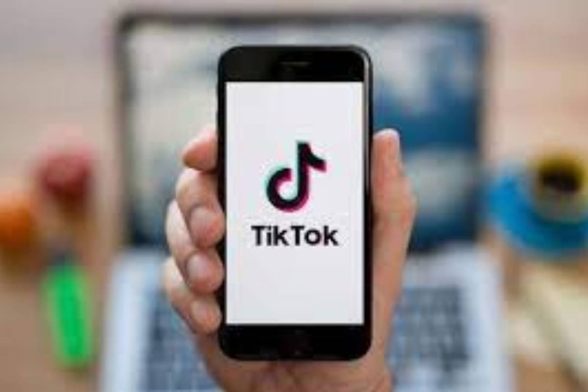 TikTok permite descargar clips pero con marca de agua
