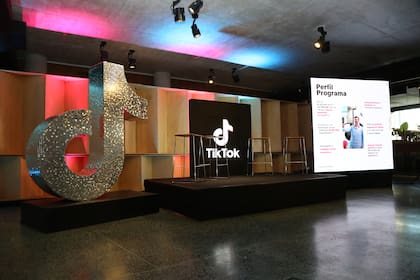 TikTok presentó el programa en Buenos Aires con sus socios de New Ventures
