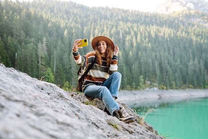 TikTok se transformó en una herramienta valiosa a la hora de organizar un viaje, sobre todo para descubrir rutas alternativas a las clásicas, pero siempre está el riesgo de ser parte de un aluvión turístico que satura la infraestructura local