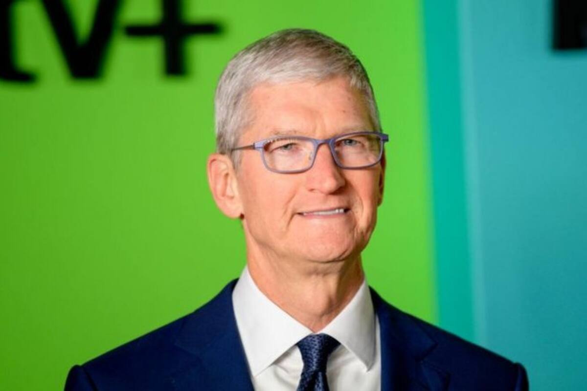 Tim Cook, director ejecutivo de Apple, es conocido por hacer largas pausas antes de responder una pregunta