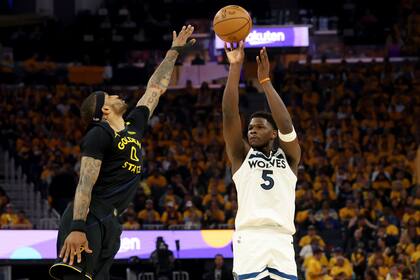Timberwolves toman ventaja de 3-1 en la serie de playoffs ante Warriors con triunfo 117-110