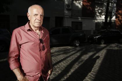 Tímido por naturaleza, Luis Campos es una topadora en escena