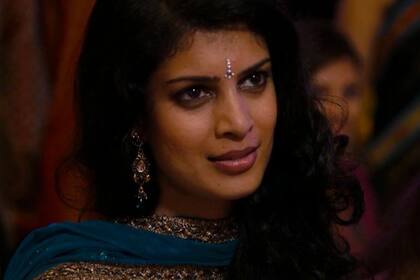 Tina Desai como Kala Dandekar