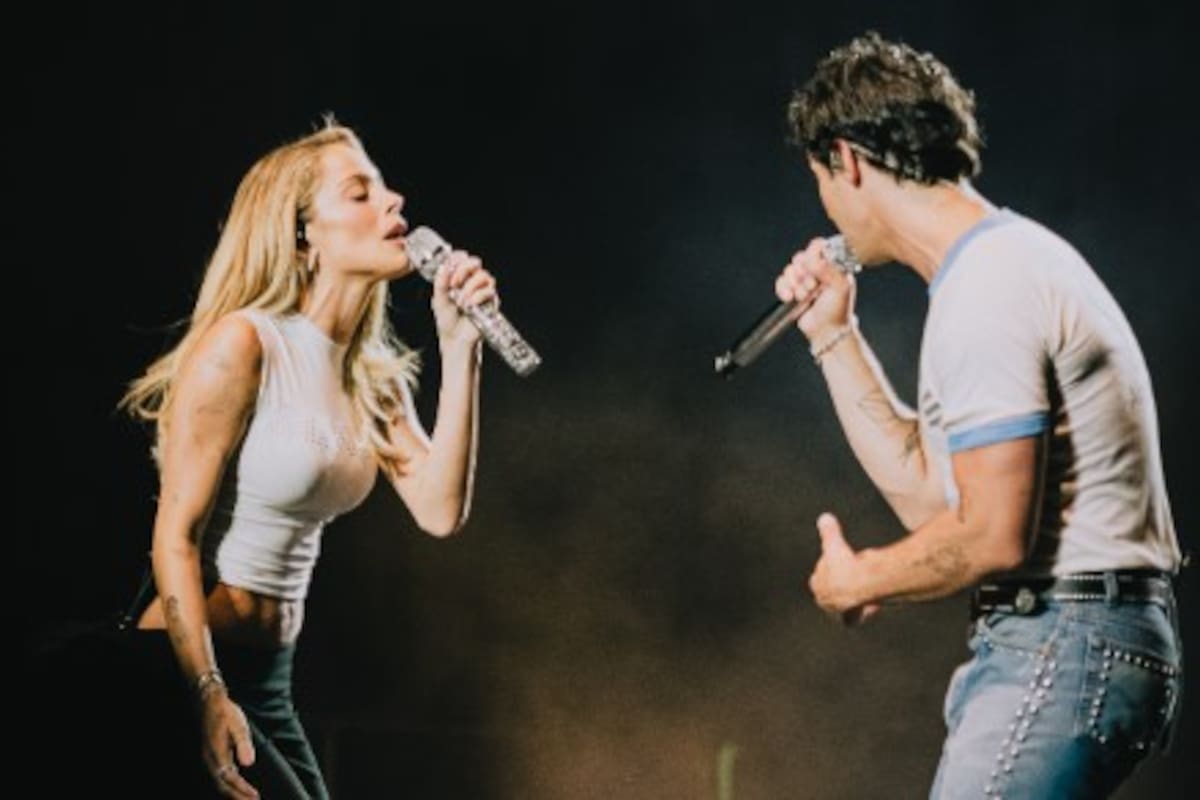 Tini Stoessel cantó con los Jonas Brothers anoche en el Movistar Arena