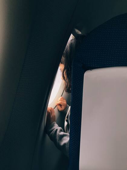 Tipos para viajar con niños en un vuelo