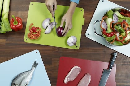 Tips y consejos de seguridad a la hora de usar las tablas para cortar y cocinar