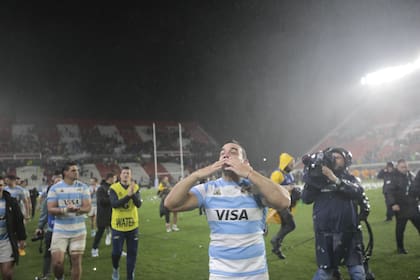 Tirando besos: así se fue Creevy