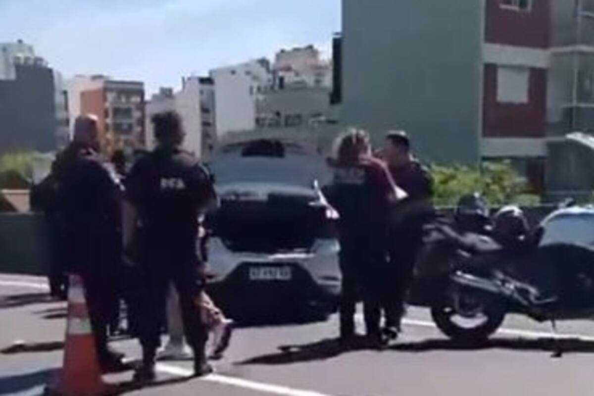 Tiroteo en la Autopista 25 de Mayo