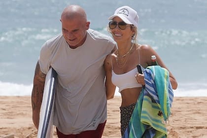Tish Cyrus y Dominic Purcell durante su luna de miel