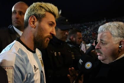 Tití Fernández volverá a hacer campo de juego para la TV Pública en el partido Argentina-Paraguay