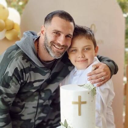 "Titi" junto a Santiago Camaño, el novio de Nazarena Vélez