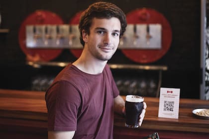 Tobías Alejandre, junto con Agustina Báez, diseñó iMenu.