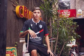 El crack de Vélez de 19 años que juega como si tuviera 38, lo comparan con Valverde pero él elige a Pedri