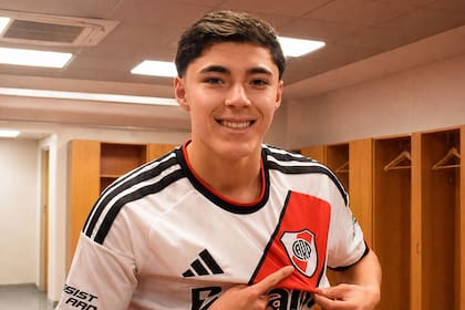 River, más de un equipo de volantes: todas las contrataciones en los últimos años y en la zona que más preocupa a Coudet