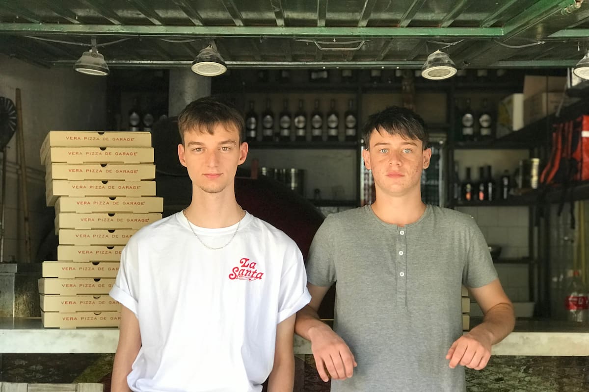 Tobías Jovenich y Francesco Larocca, los emprendedores gastronómicos más jóvenes de la ciudad.