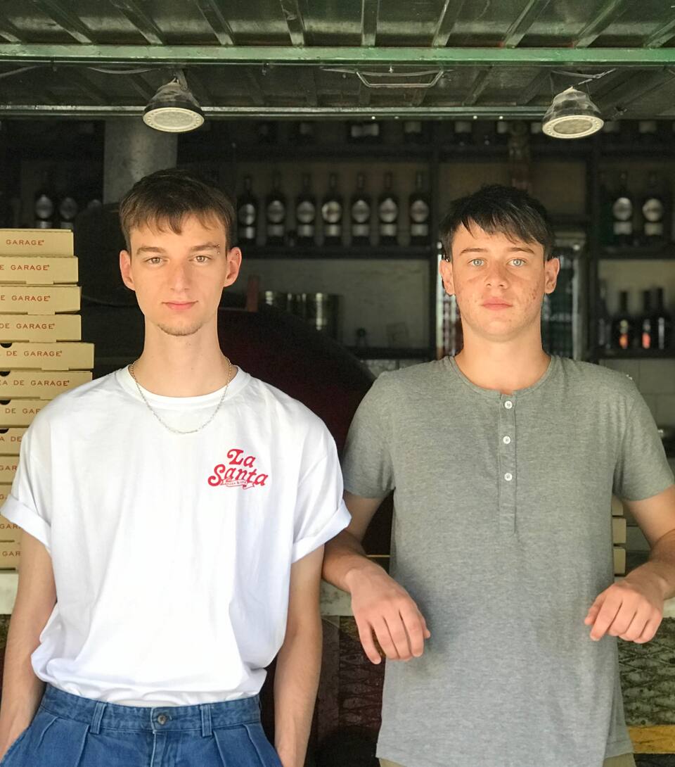 Tobías Jovenich y Francesco Larocca, los emprendedores gastronómicos más jóvenes de la ciudad.