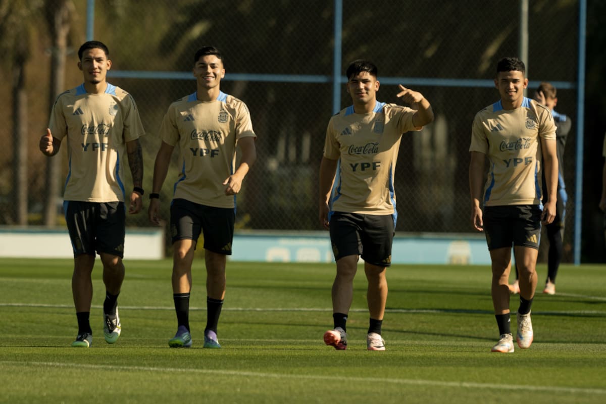Tobías Ramírez, Alejo Sarco, Juan Manuel Villalba y Dylan Gorosito, cuatro de los 21 futbolistas que jugarán el Mundial Sub 20