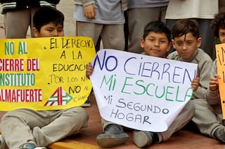 El colegio con 1400 alumnos que es el alma de un barrio y lucha para no cerrar