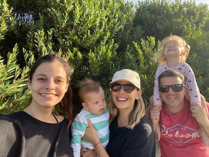Toda la familia completa