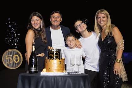 Toda la familia del ex futbolista en pleno.