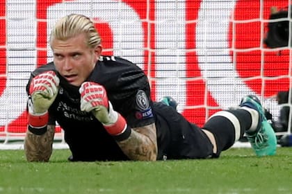 Toda la frustración en la figura de Loris Karius, de muy mala actuación ante Real Madrid