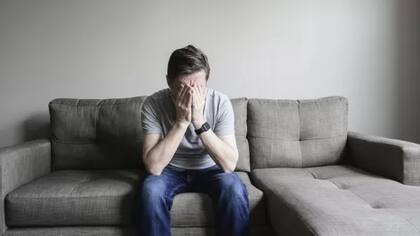 "Toda muerte es un dolor, pero no hay que añadirle ese fantasmal dolor de la culpa, porque el suicidio es un apagón eléctrico, igual que el de un infarto de miocardio", agregó