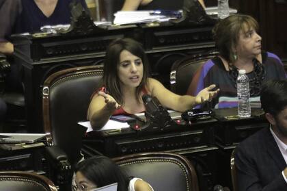 Victoria Donda durante la sesión