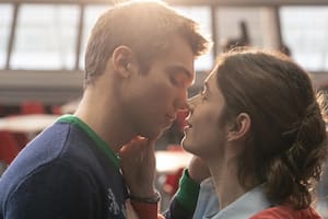 Todas las veces que nos enamoramos ya está disponible en la plataforma de streaming (Netflix)