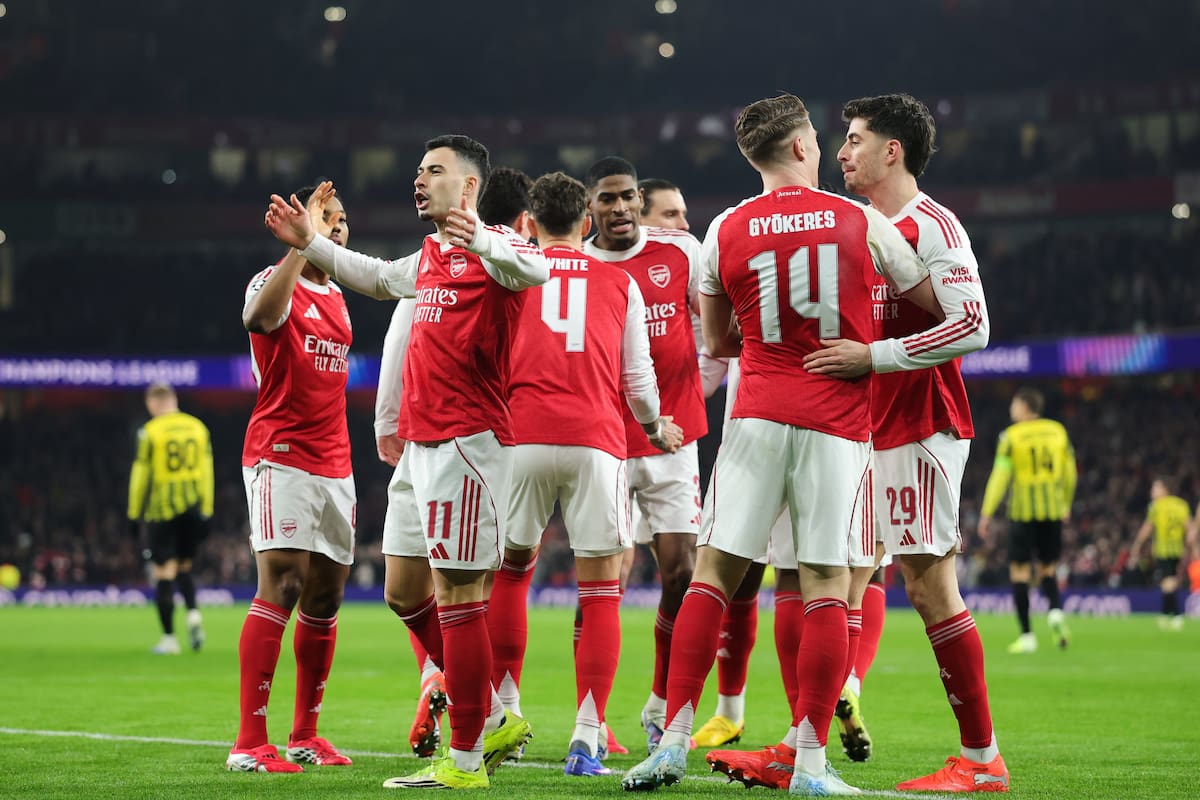 Todo Arsenal de festejo: los Gunners terminaron primero y con puntaje ideal en la etapa de clasificación de la Champions League y, además, son punteros en la Premier League