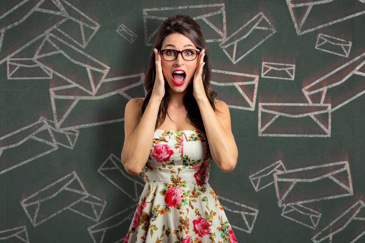 Todo es risas, hasta que descubrís que tu casilla de correo está ocupando los 15 gigabytes que ofrece Google sin cargo; en realidad, es un poquito más complicado