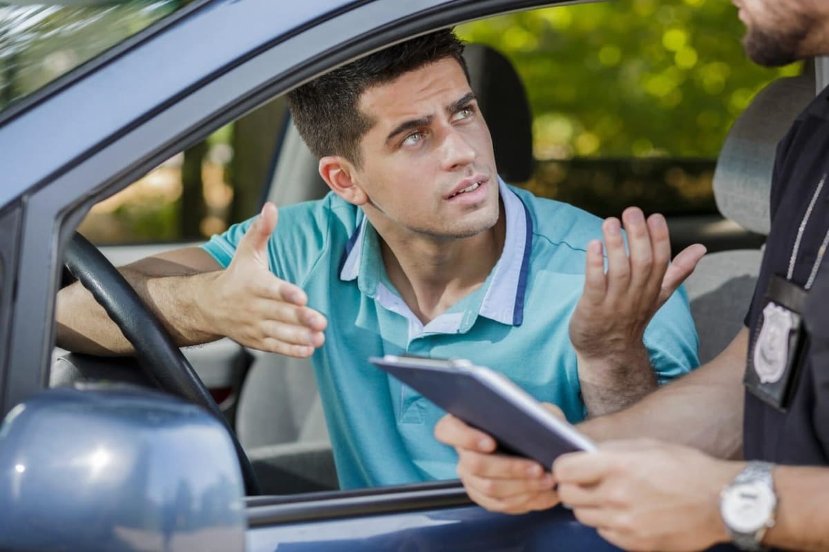 Todo esto está detallado dentro del Manual del Conductor que se encuentra publicado en el sitio oficial de la Secretaria de Estado de Illinois (Archivo)