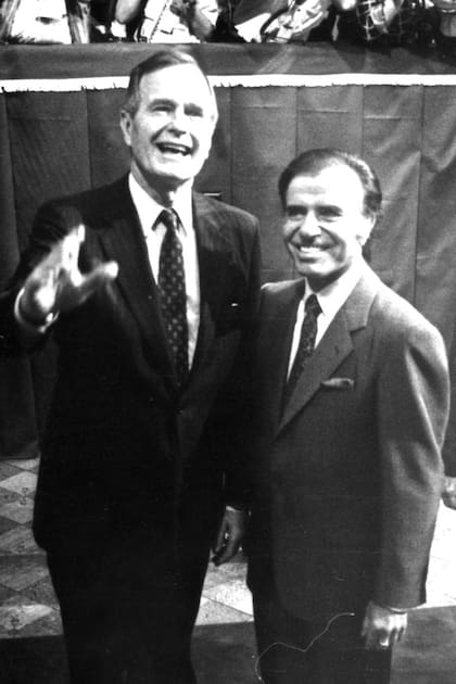Todo fue sonrisas entre George Bush y Carlos Menem en aquella visita del estadounidense a la Argentina en 1990