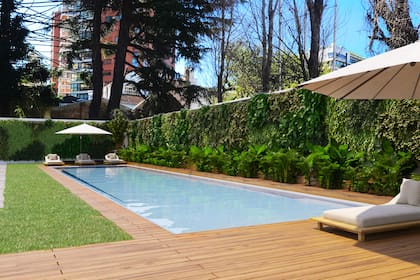 Todo lo que hay que saber antes de instalar una pileta en un terreno