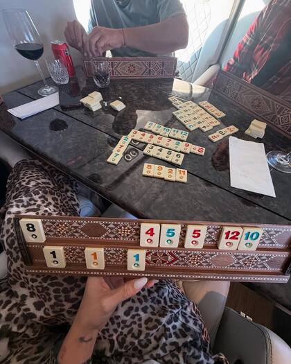 Todos los detalles del soñado viaje a Milán de la pareja (Captura: Instagram @sangrejaponesa)