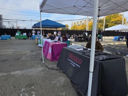 Todos los trámites que se realizan en el Consulado son gratuitos (Facebook/Consulado General de México en Chicago)