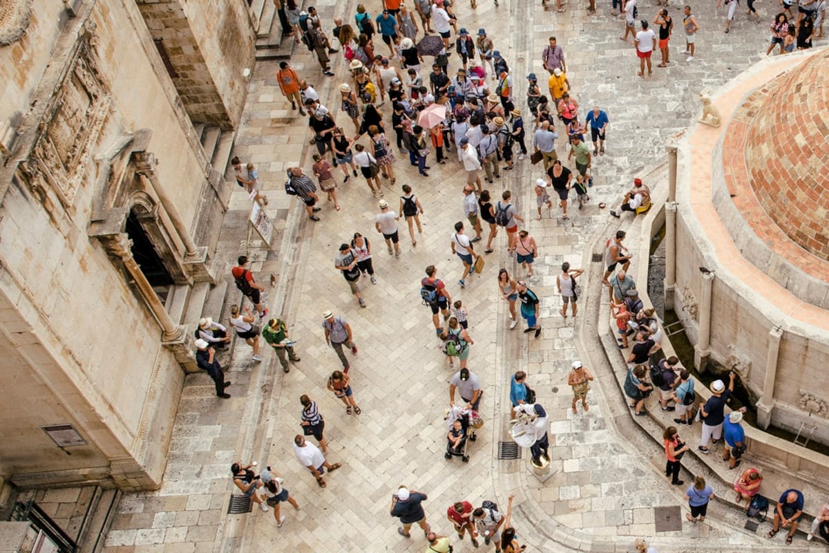 Una exposición de “Juego de tronos” cerca de Dubrovnik. La ciudad atrae a muchos turistas que buscan las locaciones de sus series y filmes favoritos, un nuevo fenómeno