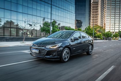 Todos por debajo del mínimo de la primera escala, el Chevrolet Cruze es de los más baratos de la marca