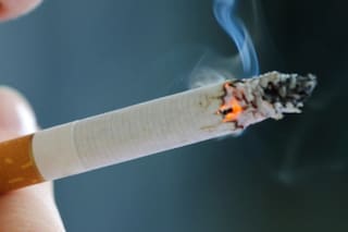 En qué consiste el estudio que las personas que fuman o fumaron deberían realizarse