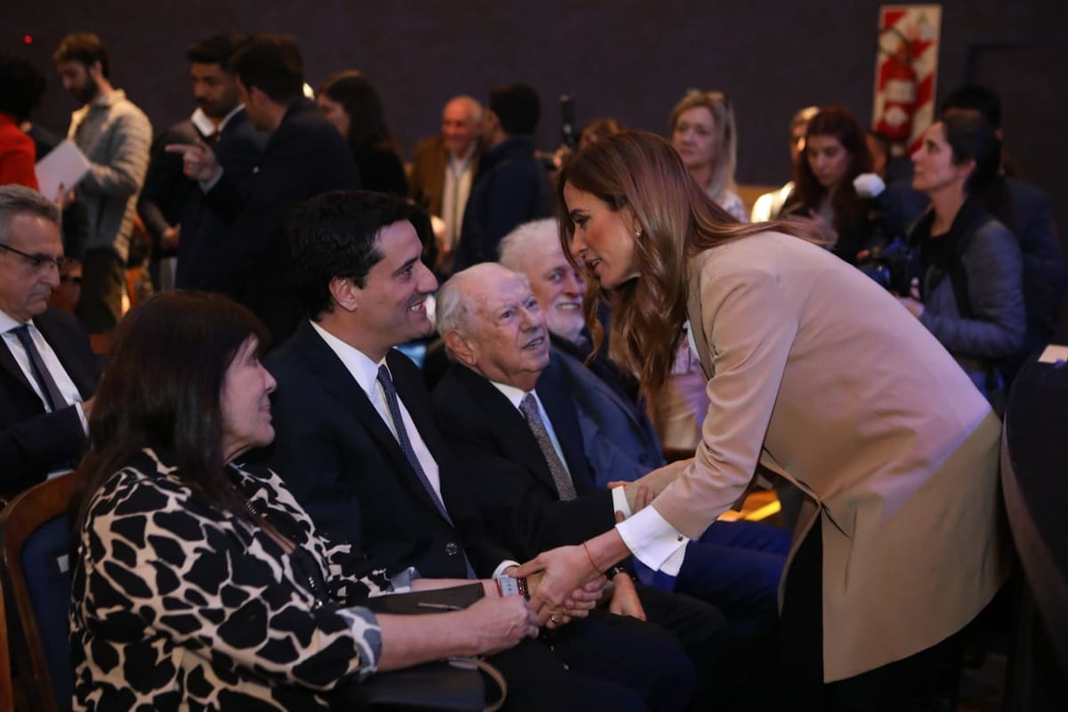 Tolosa Paz destacó la participación del titular de la UCR bonaerense un homenaje a Antonio Cafiero.